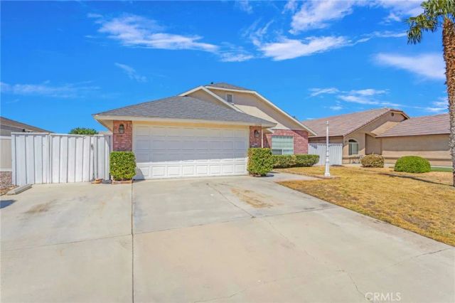 13250 Meteor Drive, Victorville, CA 92395