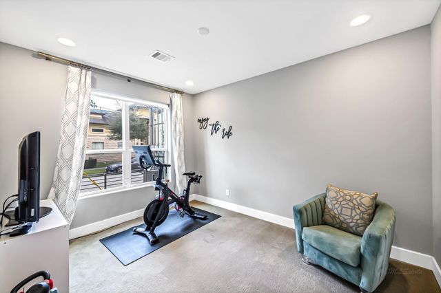 3105 Gillespie Street, Houston, TX 77020