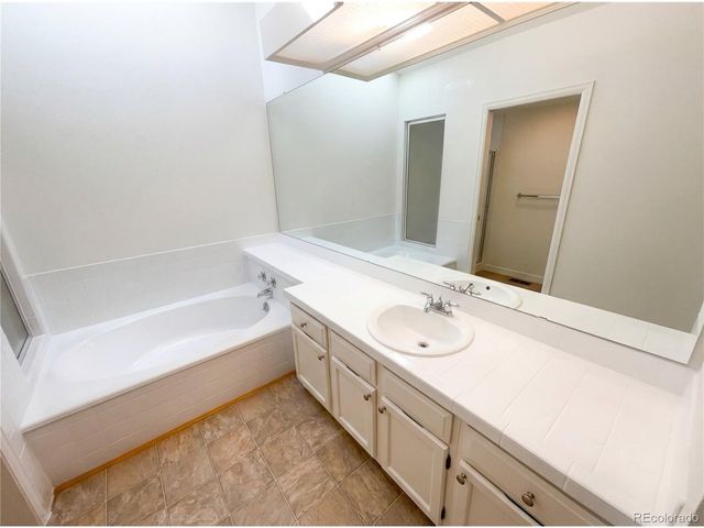 2685 S Dayton Way 147, Denver, CO 80231