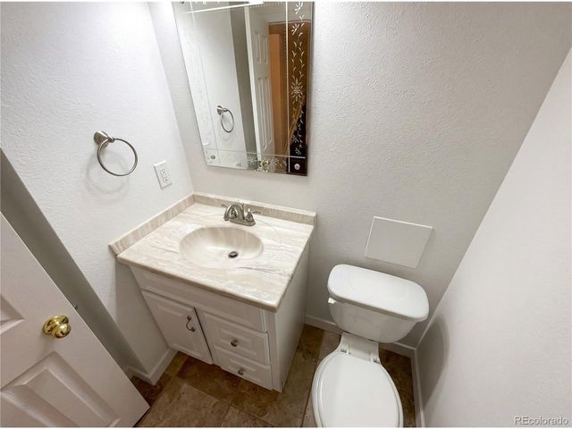 2685 S Dayton Way 147, Denver, CO 80231