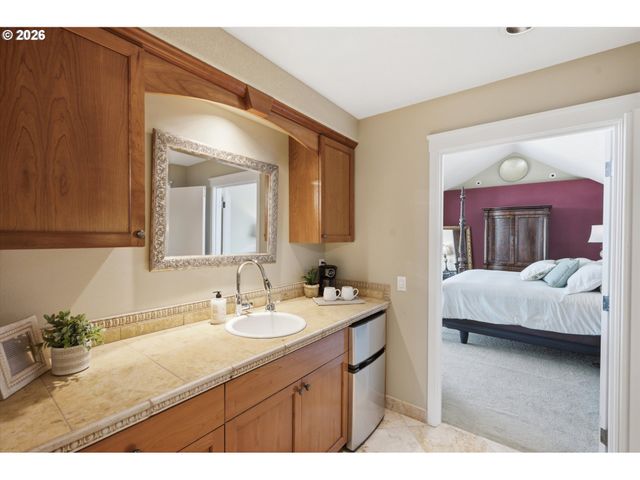 21029 Sw LeBeau Rd, Sherwood, OR 97140