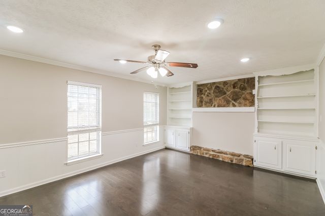 4657 Keighley Drive, Stone Mountain, GA 30083