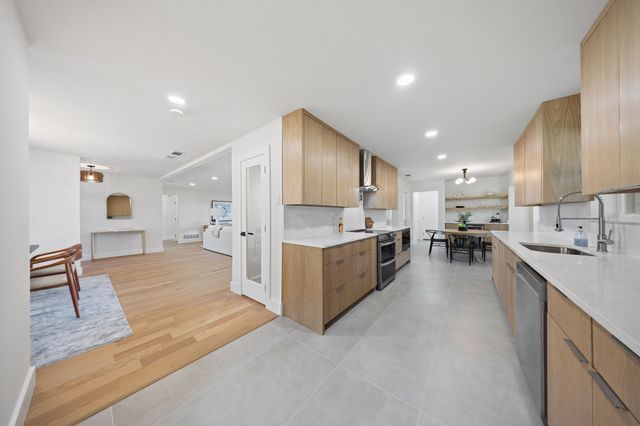9406 Hilldale Drive, Dallas, TX 75231