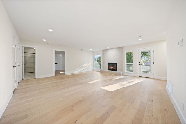 9406 Hilldale Drive, Dallas, TX 75231