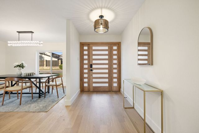 9406 Hilldale Drive, Dallas, TX 75231
