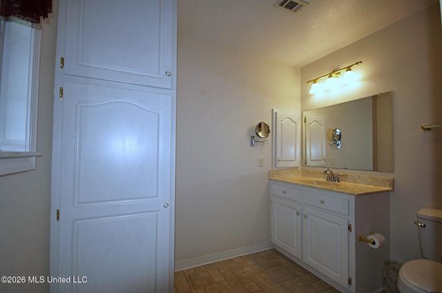 6008 Saint Martin Road, Biloxi, MS 39532