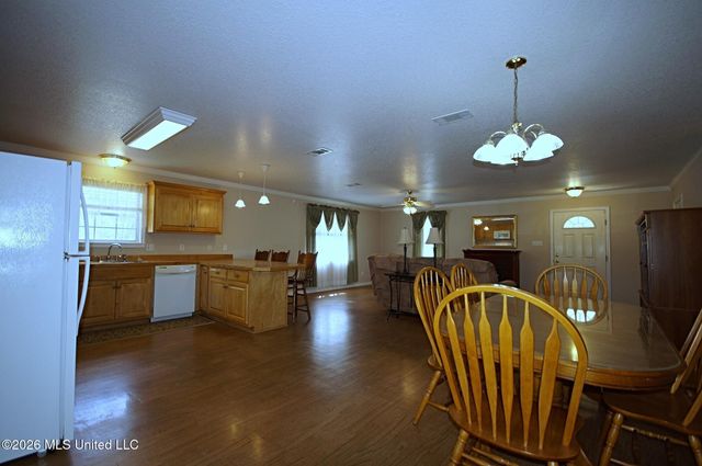 6008 Saint Martin Road, Biloxi, MS 39532