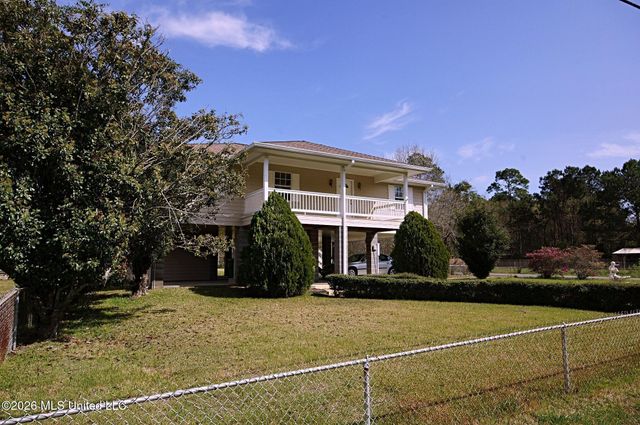 6008 Saint Martin Road, Biloxi, MS 39532