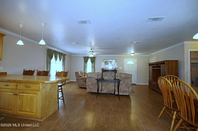 6008 Saint Martin Road, Biloxi, MS 39532