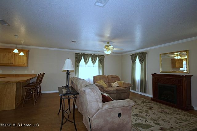 6008 Saint Martin Road, Biloxi, MS 39532