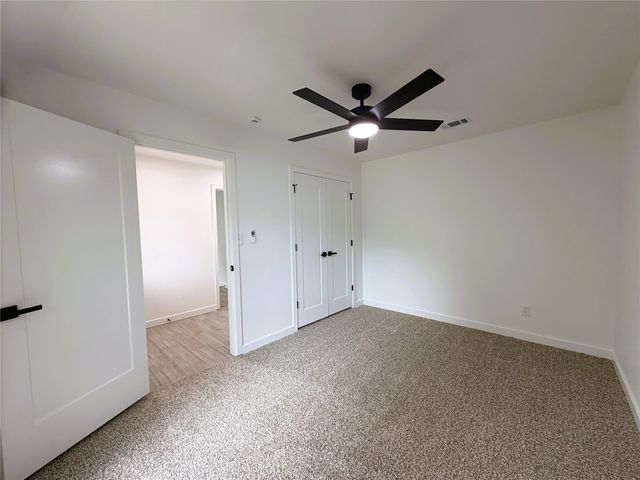 2933 Hunting Drive, Fort Worth, TX 76119