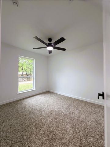 2933 Hunting Drive, Fort Worth, TX 76119