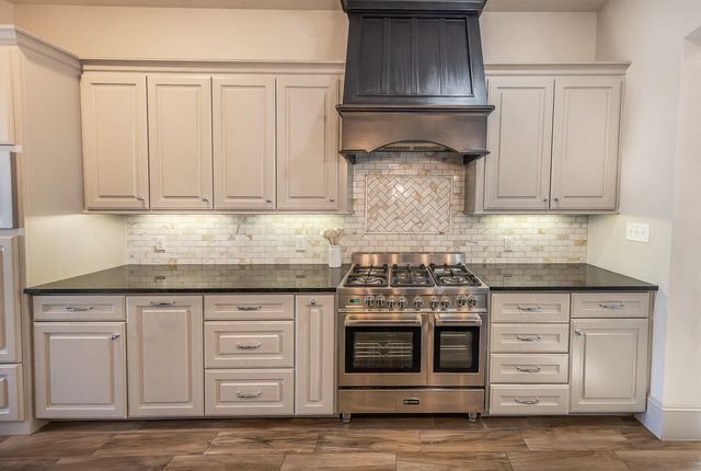 12112 Topeka Avenue, Lubbock, TX 79424