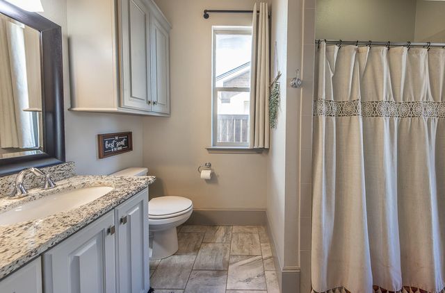 12112 Topeka Avenue, Lubbock, TX 79424