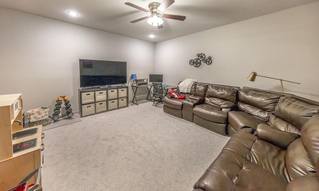 12112 Topeka Avenue, Lubbock, TX 79424