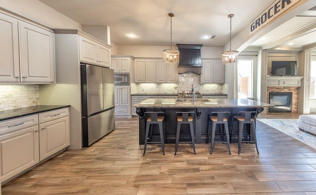 12112 Topeka Avenue, Lubbock, TX 79424