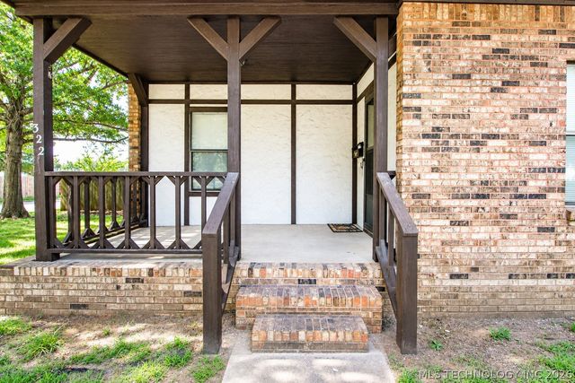 322 E Young Street, Morris, OK 74445