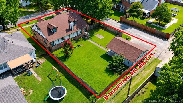 322 E Young Street, Morris, OK 74445