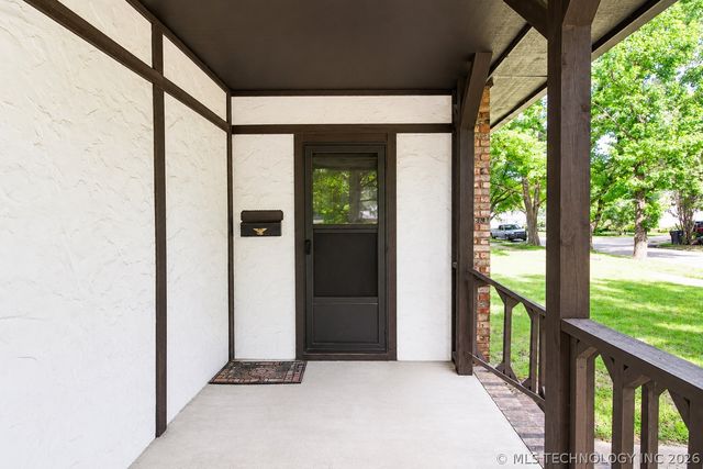 322 E Young Street, Morris, OK 74445