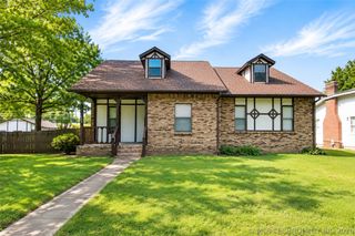 322 E Young Street, Morris, OK 74445