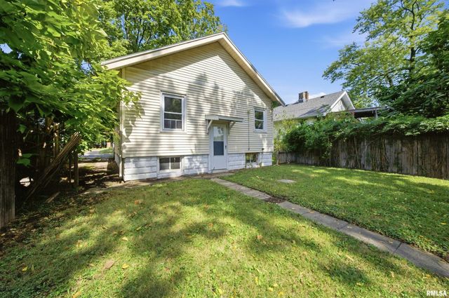 502 E ARCHER Avenue, Peoria, IL 61603