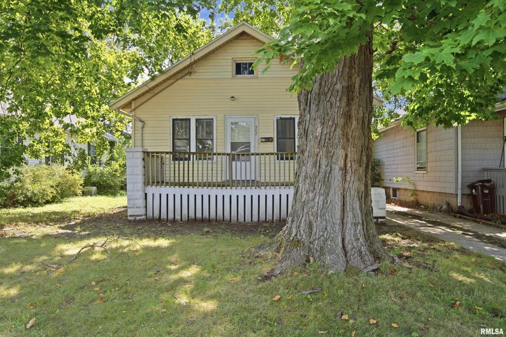 502 E ARCHER Avenue, Peoria, IL 61603