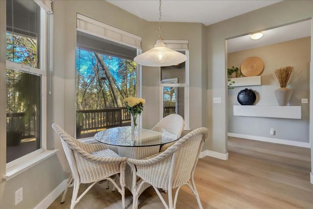 13727 Alpha Ct, Grass Valley, CA 95949