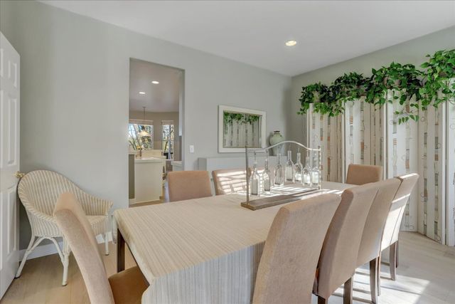 13727 Alpha Ct, Grass Valley, CA 95949