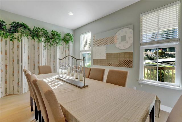 13727 Alpha Ct, Grass Valley, CA 95949