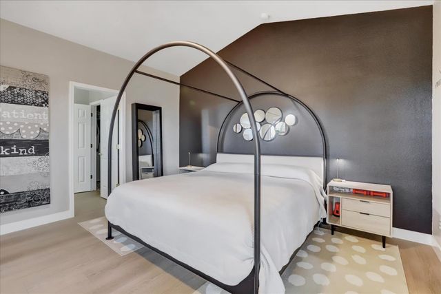 13727 Alpha Ct, Grass Valley, CA 95949