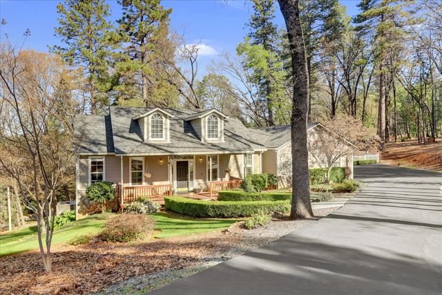 13727 Alpha Ct, Grass Valley, CA 95949