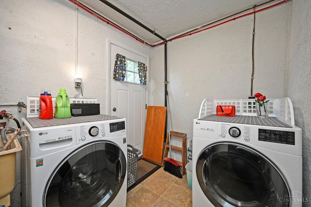 1290 Michael Lane, Miami Twp, OH 45150