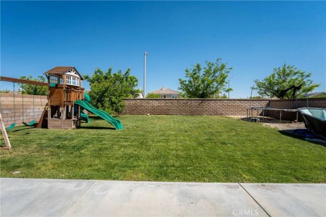 4225 Vahan Court, Lancaster, CA 93536