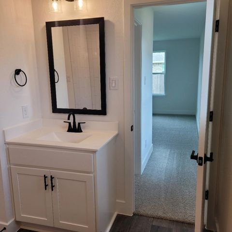 4313 Leslies Way, Dickinson, TX 77539