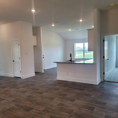 4313 Leslies Way, Dickinson, TX 77539