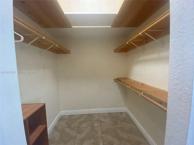 7880 SW 14th Ter, Miami, FL 33144