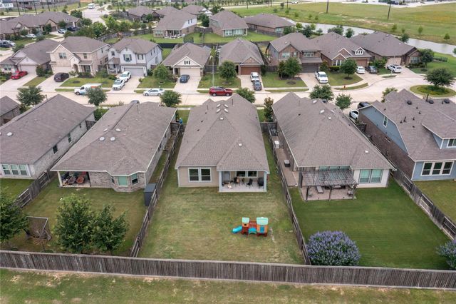 30823 Lake Spur Manor, Brookshire, TX 77423