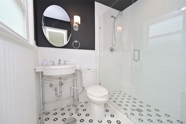 2226 Carnes Street, Dallas, TX 75208