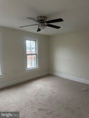 56 S NEW ST, Dover, DE 19904