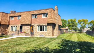 1402 E Gateway Circle S M, Fargo, ND 58103