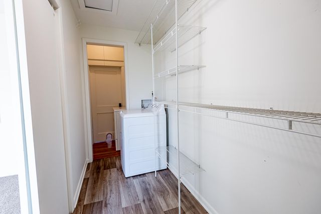 1638 E Belmont Street, Springfield, MO 65802