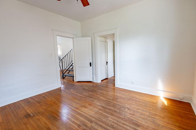 1638 E Belmont Street, Springfield, MO 65802