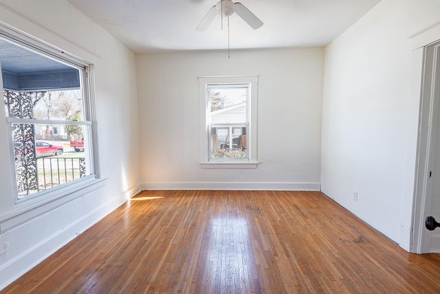 1638 E Belmont Street, Springfield, MO 65802