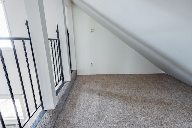 1638 E Belmont Street, Springfield, MO 65802