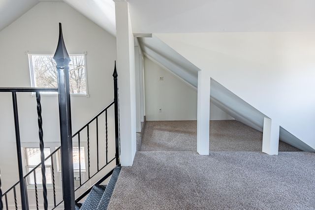 1638 E Belmont Street, Springfield, MO 65802