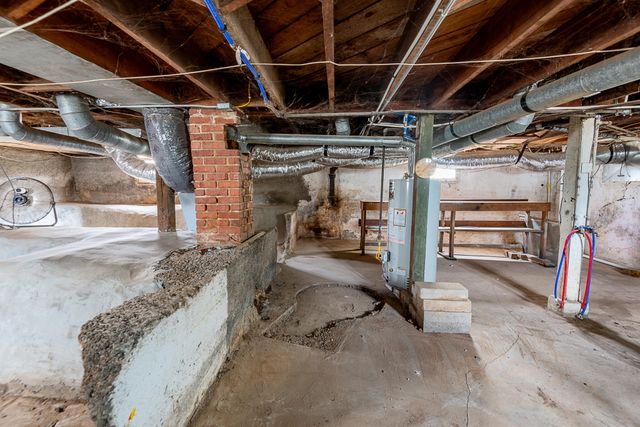 1638 E Belmont Street, Springfield, MO 65802