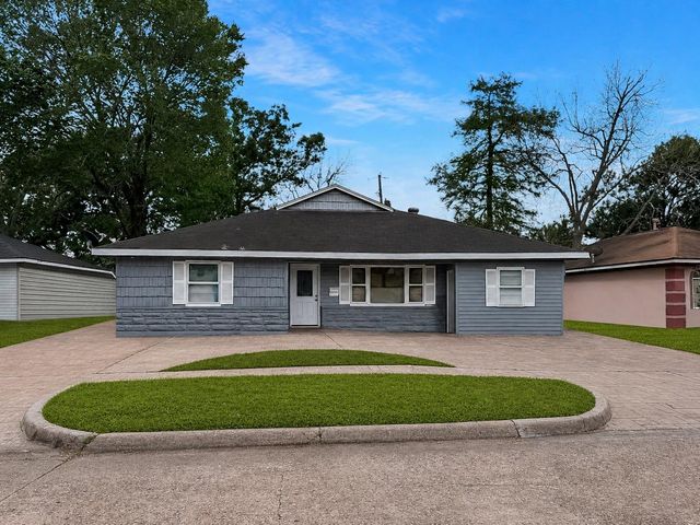 1110 Lafferty Road, Pasadena, TX 77502