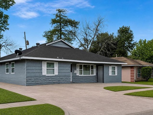 1110 Lafferty Road, Pasadena, TX 77502