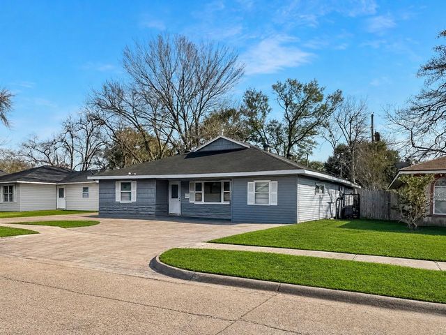 1110 Lafferty Road, Pasadena, TX 77502