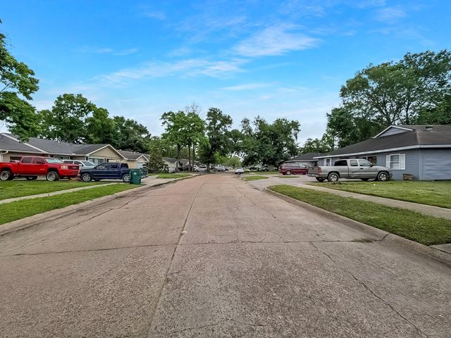 1110 Lafferty Road, Pasadena, TX 77502